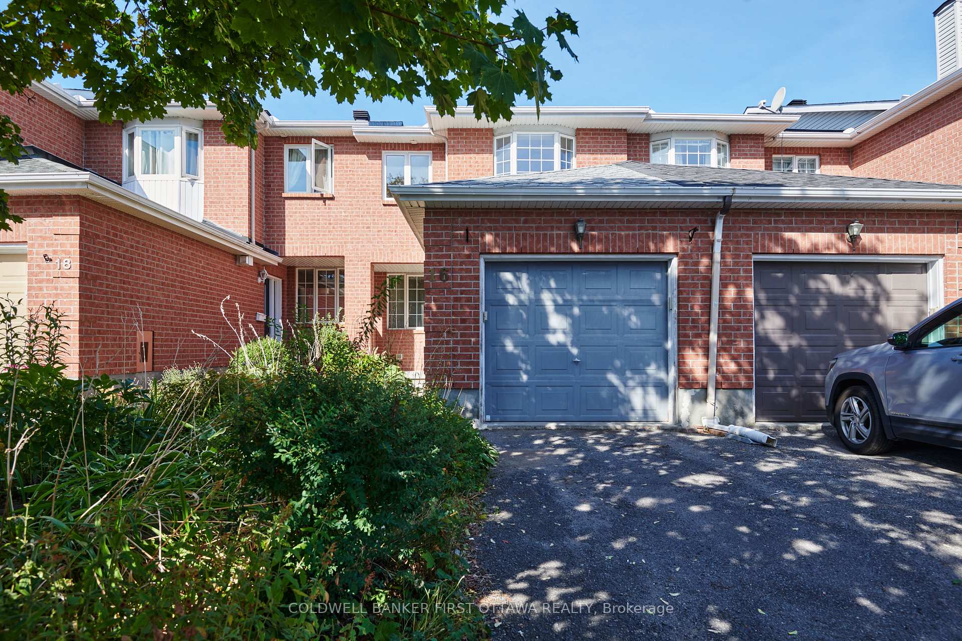 Photo 1 of 16 Angus Drive, Ottawa, Kanata - Katimavik — HOMEH