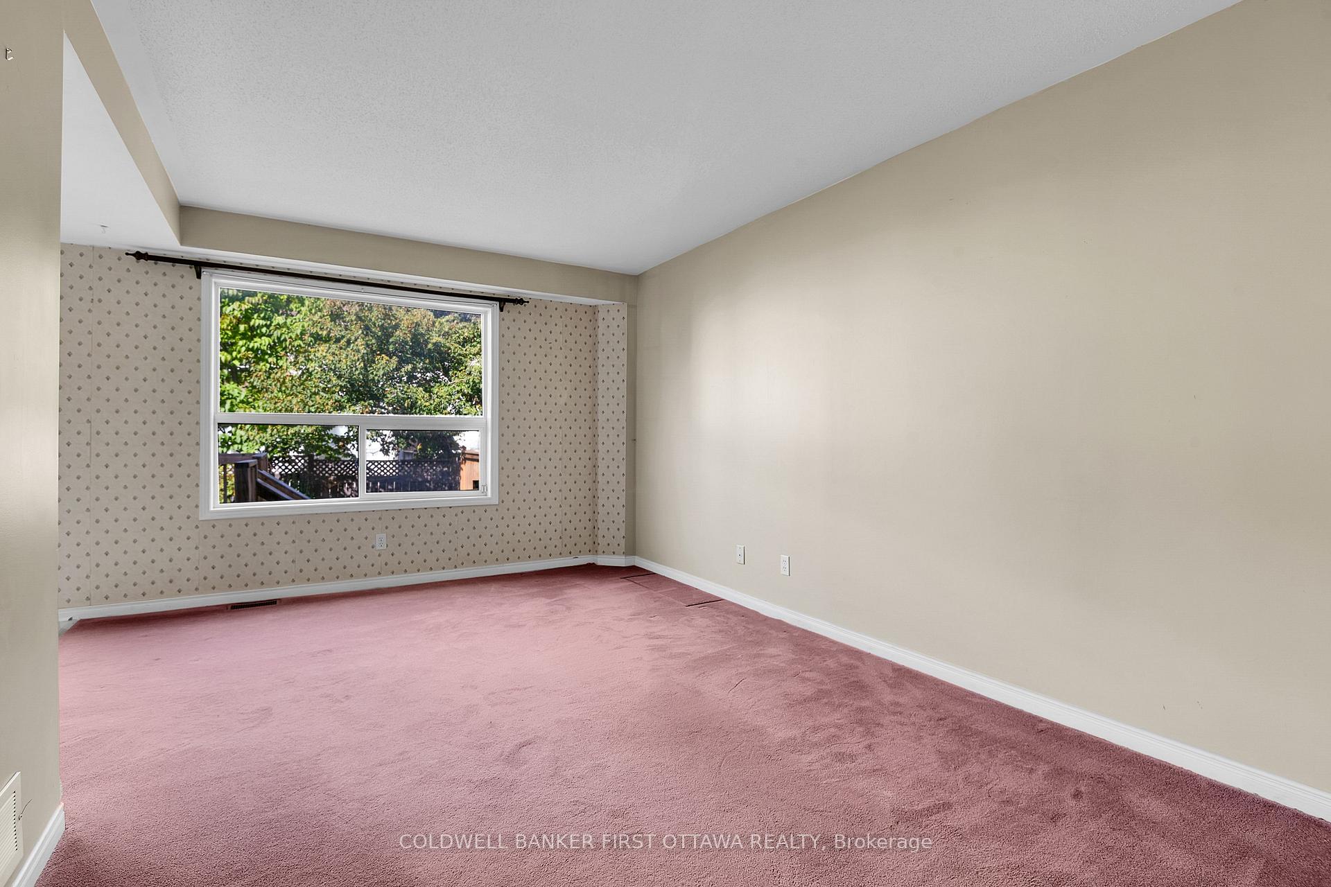Photo 9 of 16 Angus Drive, Ottawa, Kanata - Katimavik — HOMEH