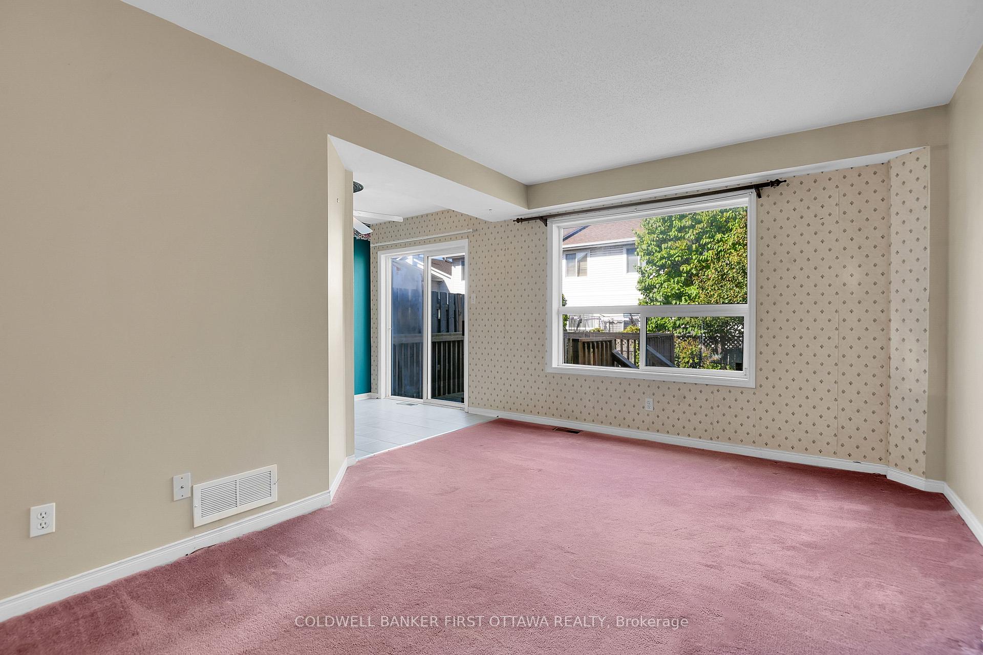Photo 10 of 16 Angus Drive, Ottawa, Kanata - Katimavik — HOMEH