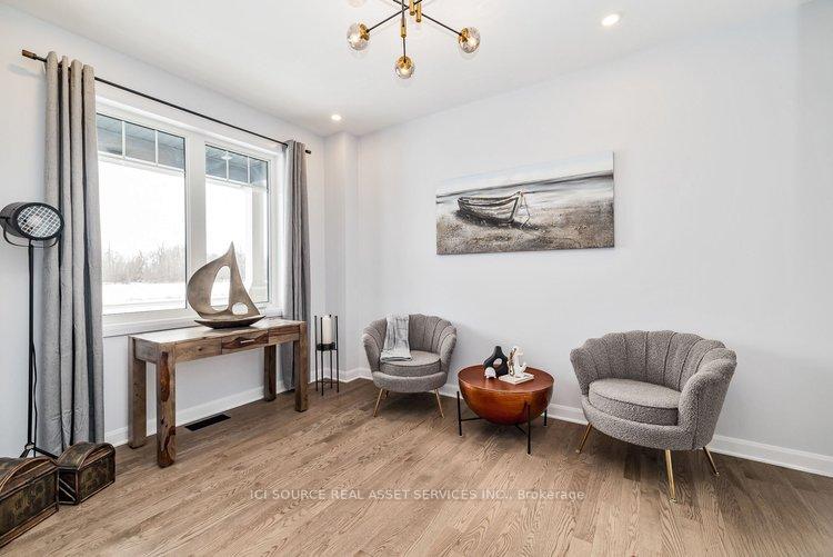 Photo 3 of 521 Anchor Circle, Ottawa, Mahogany Community — HOMEH