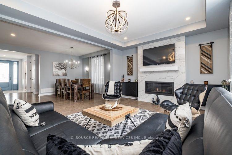 Photo 6 of 521 Anchor Circle, Ottawa, Mahogany Community — HOMEH