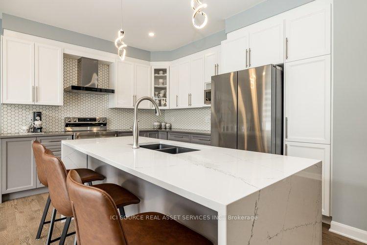 Photo 8 of 521 Anchor Circle, Ottawa, Mahogany Community — HOMEH