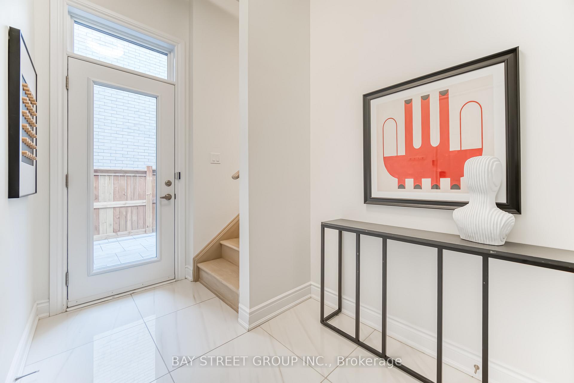 Photo 13 of 7 Kohn Lane, Markham, Angus Glen — HOMEH