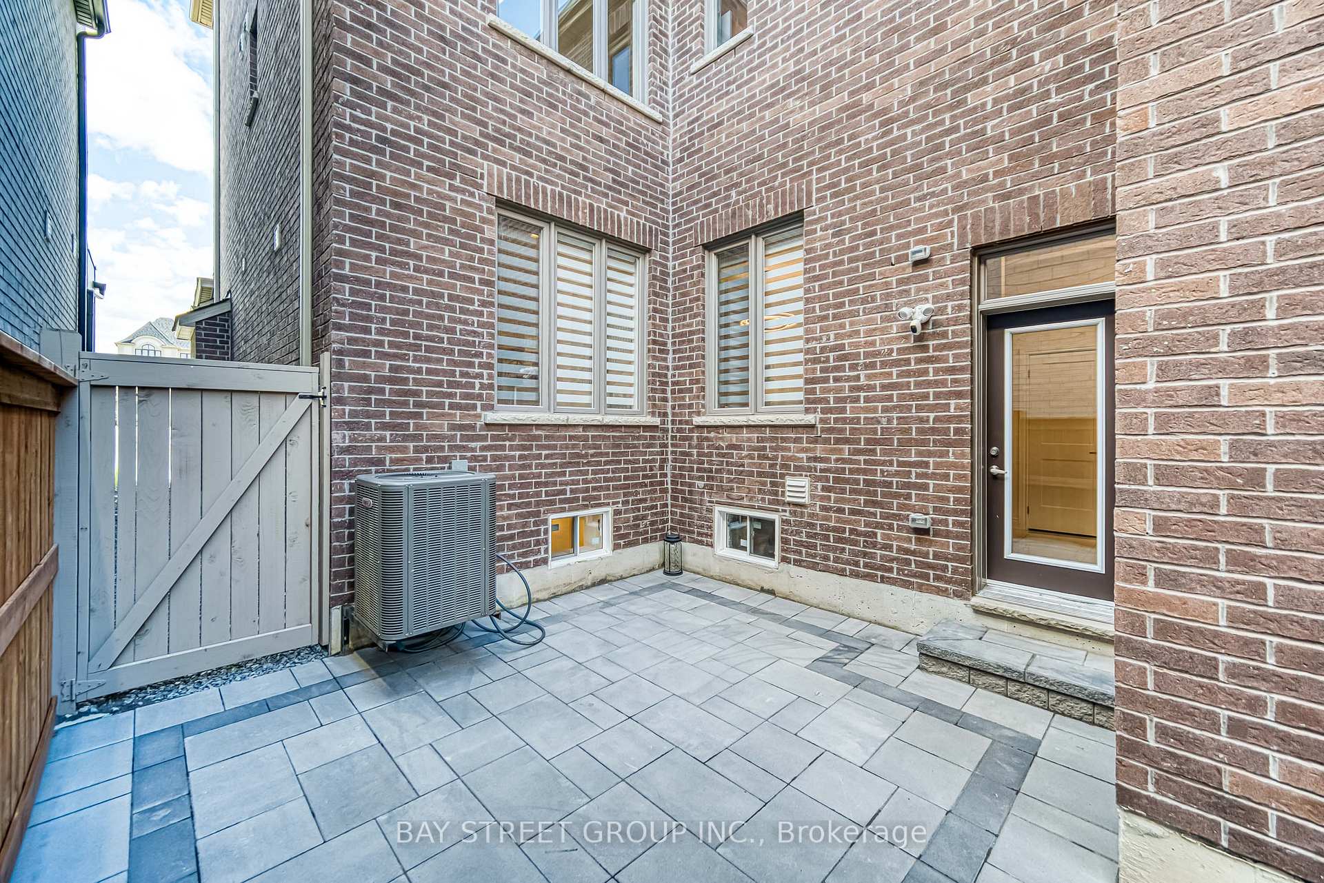 Photo 50 of 7 Kohn Lane, Markham, Angus Glen — HOMEH