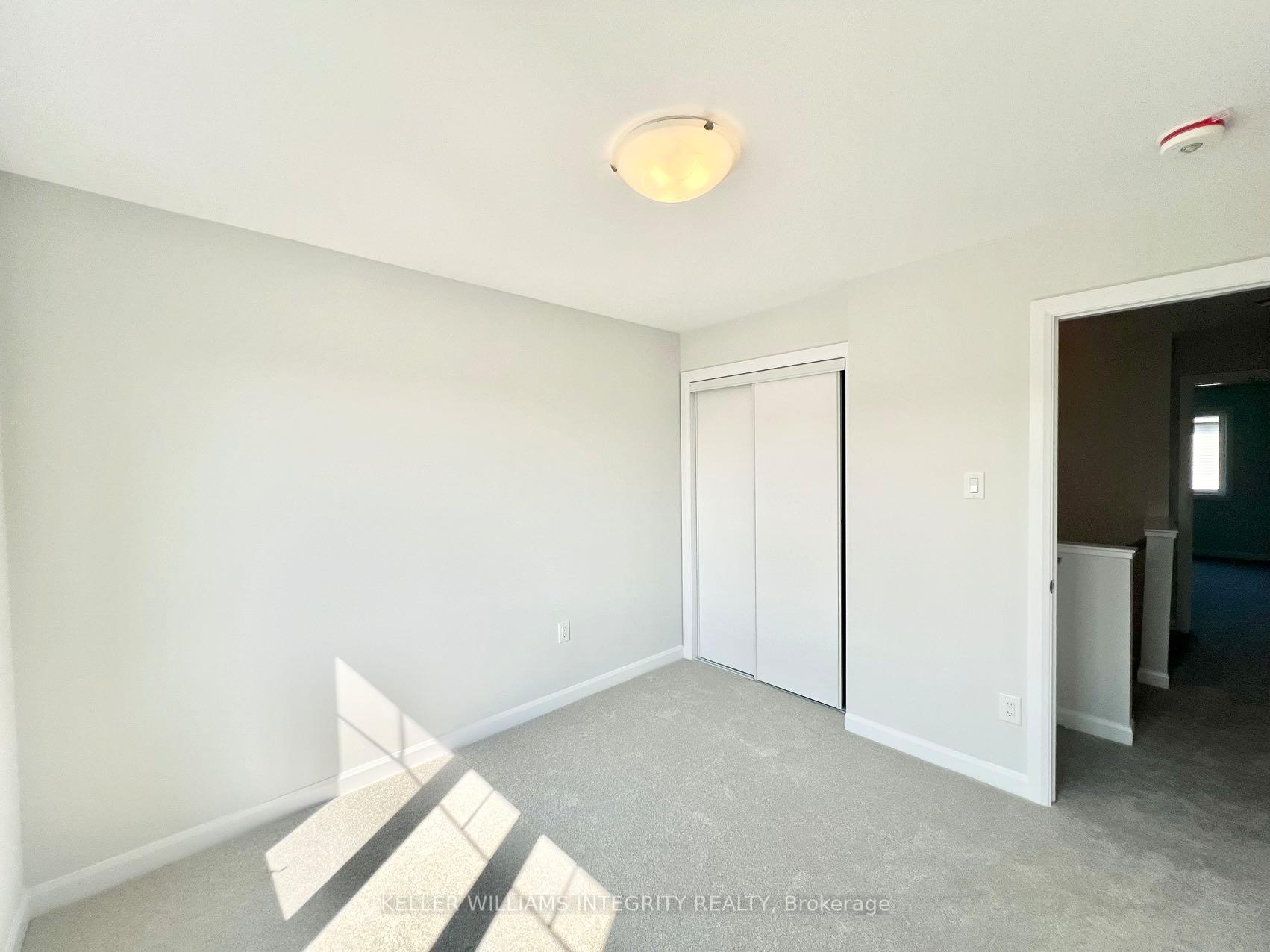 Photo 16 of 100 Osler Street, Ottawa, Kanata - Morgan's Grant/South March — HOMEH
