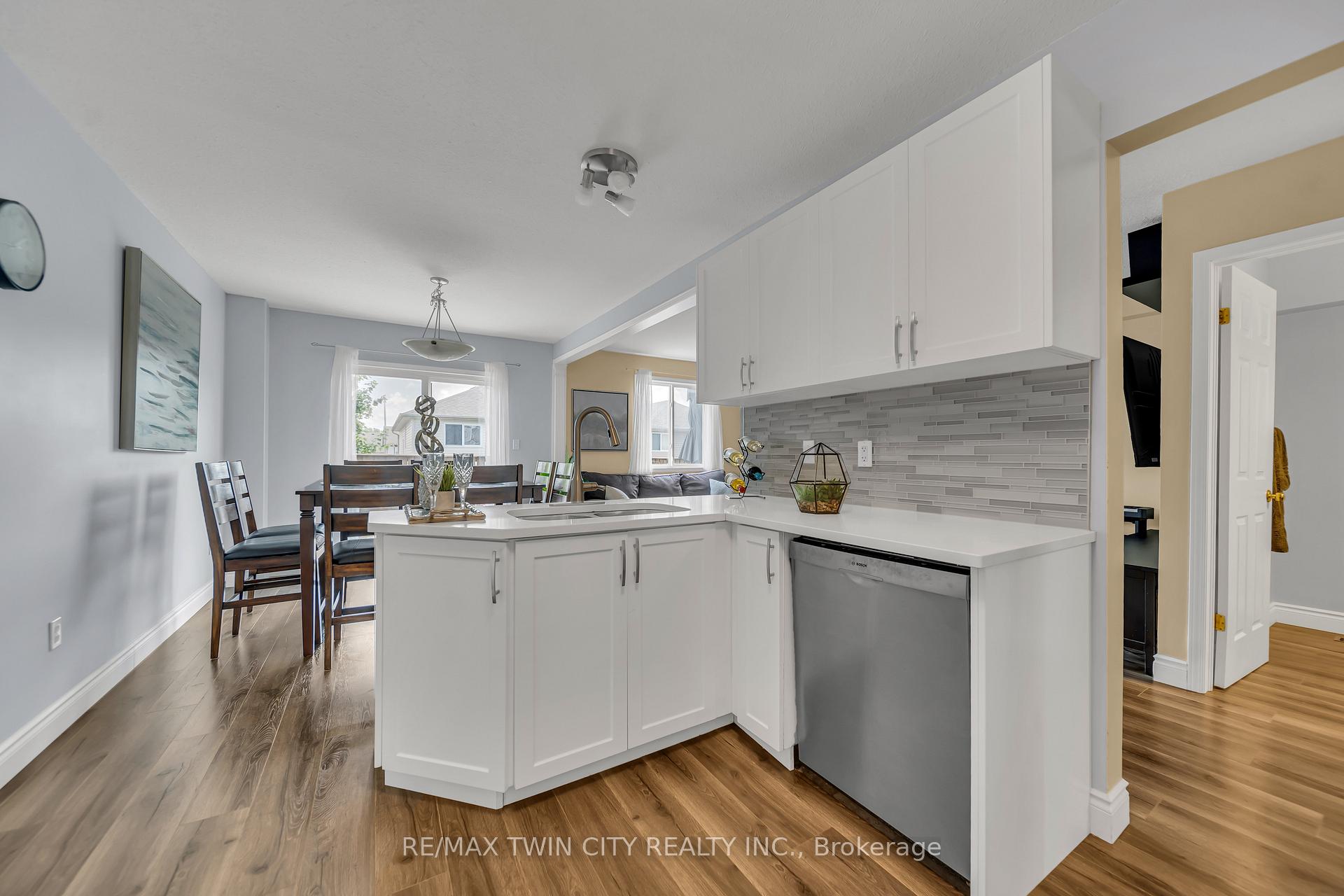 Photo 9 of 156 Prosperity Drive, Kitchener — HOMEH