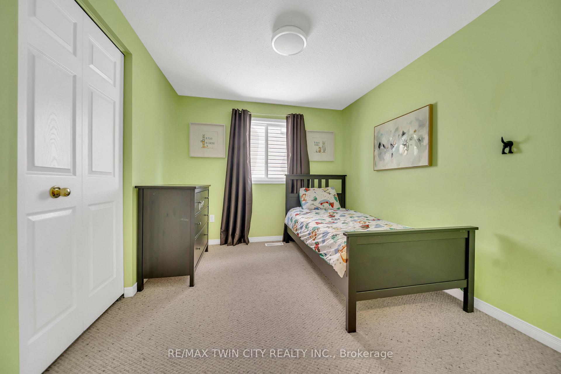 Photo 21 of 156 Prosperity Drive, Kitchener — HOMEH