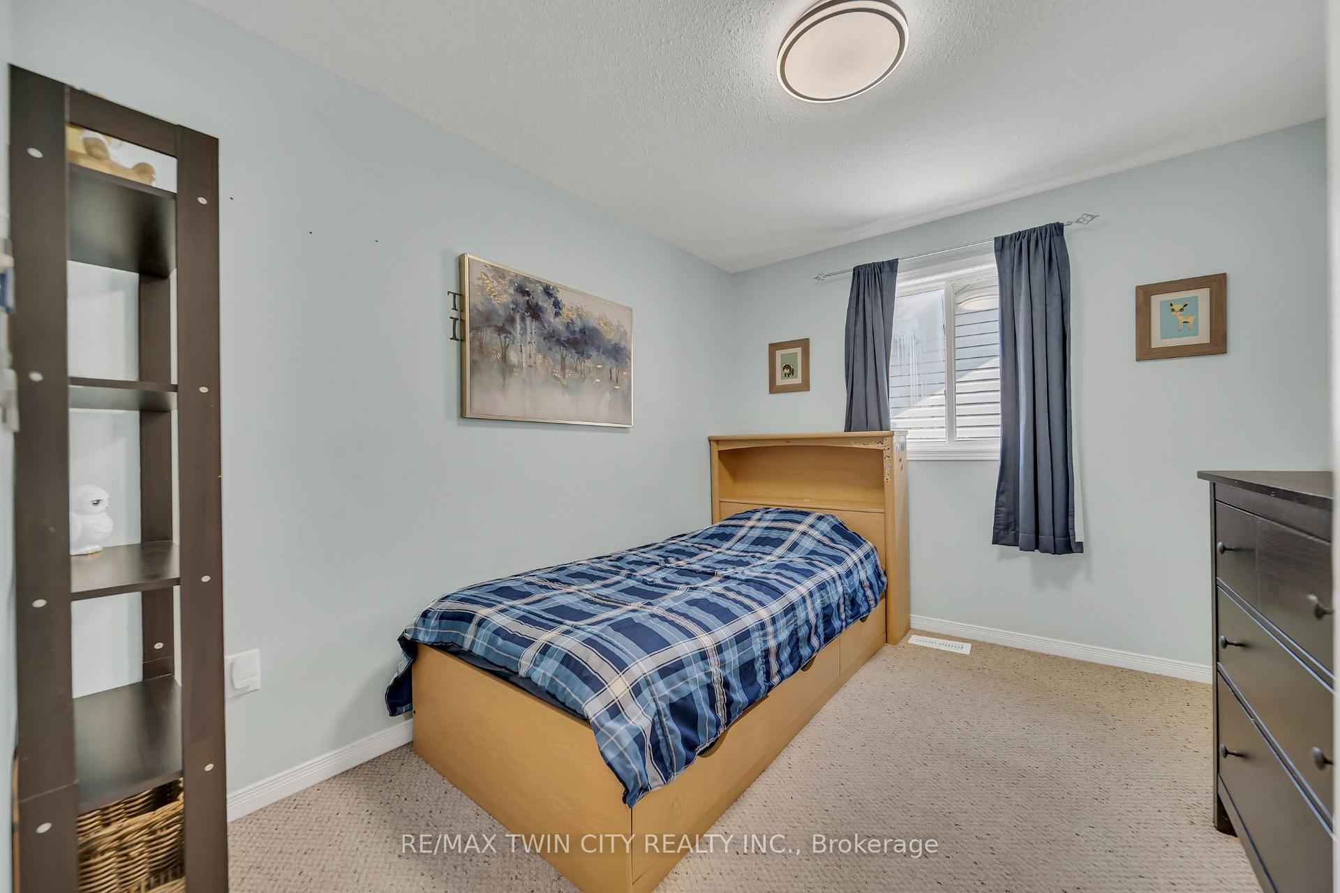 Photo 22 of 156 Prosperity Drive, Kitchener — HOMEH