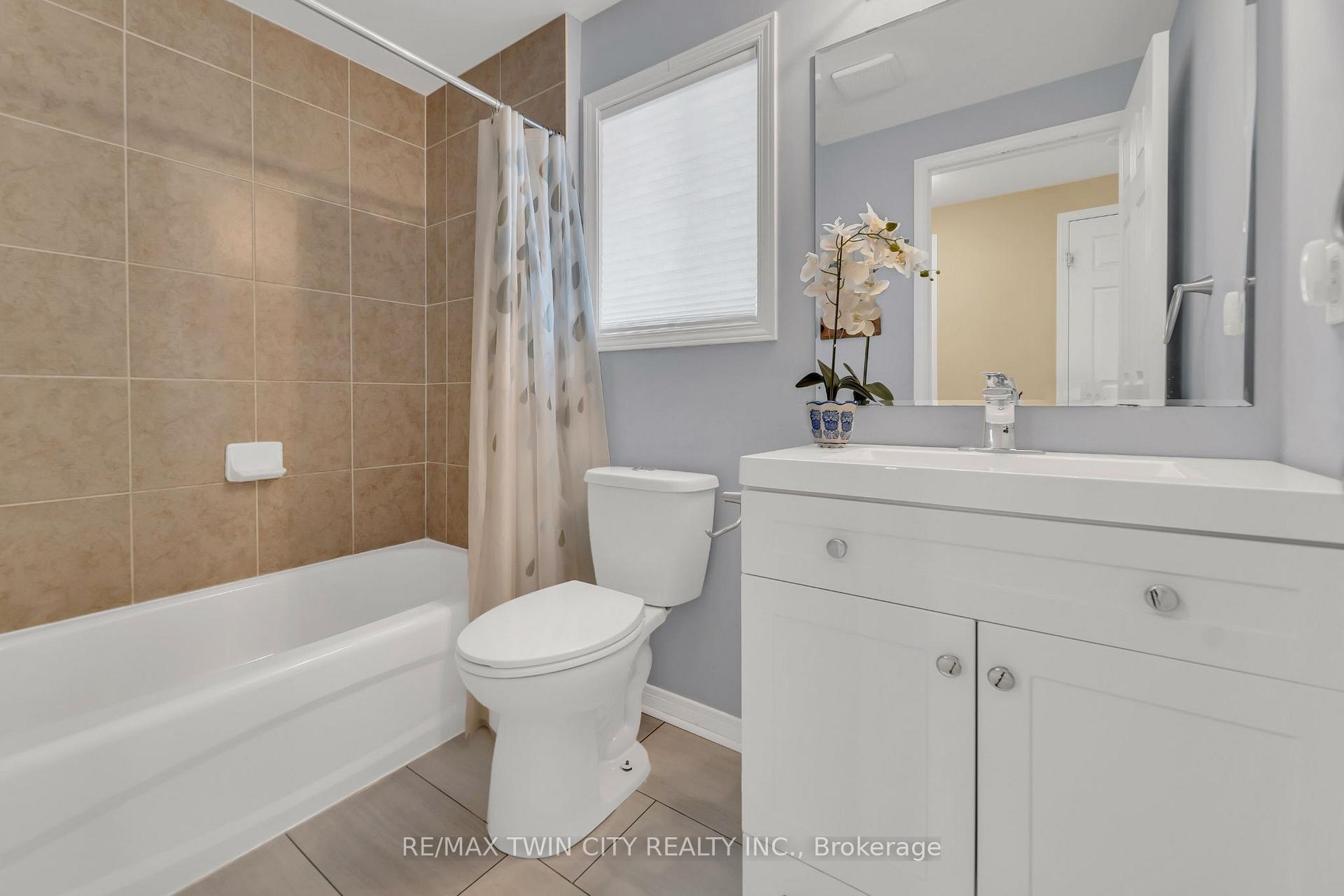 Photo 24 of 156 Prosperity Drive, Kitchener — HOMEH