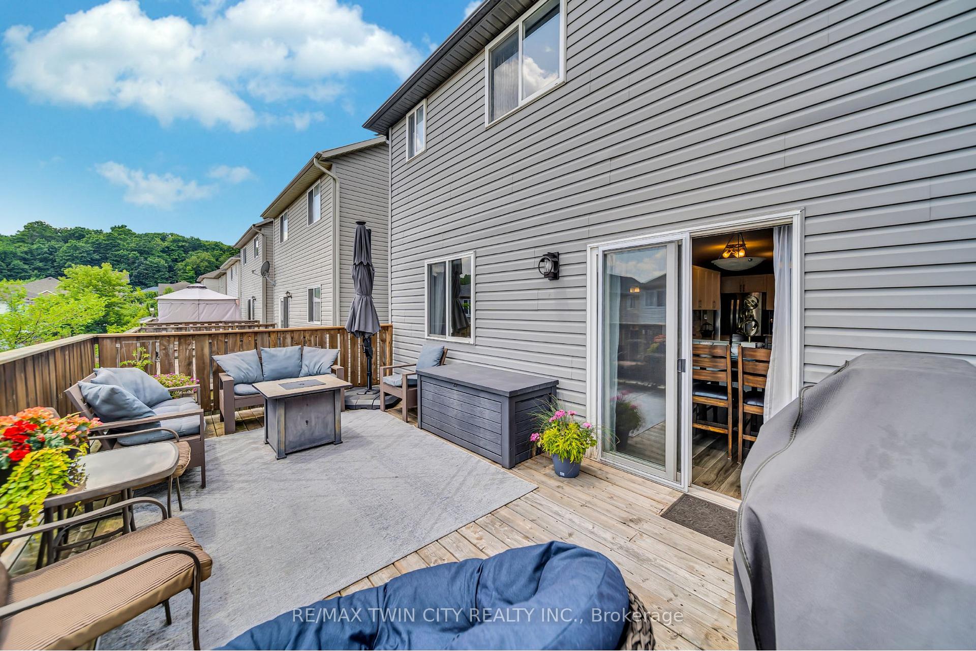 Photo 32 of 156 Prosperity Drive, Kitchener — HOMEH