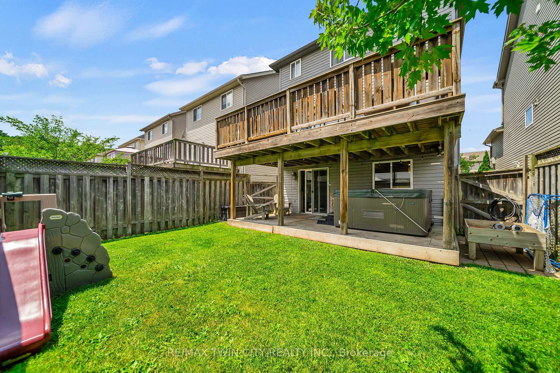 Photo 33 of 156 Prosperity Drive, Kitchener — HOMEH