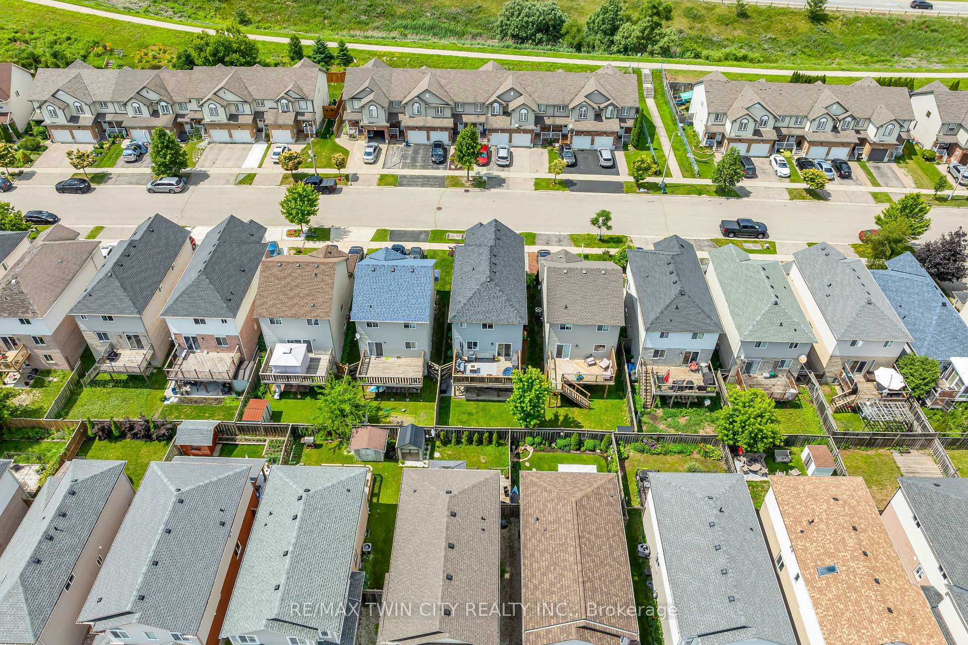 Photo 38 of 156 Prosperity Drive, Kitchener — HOMEH