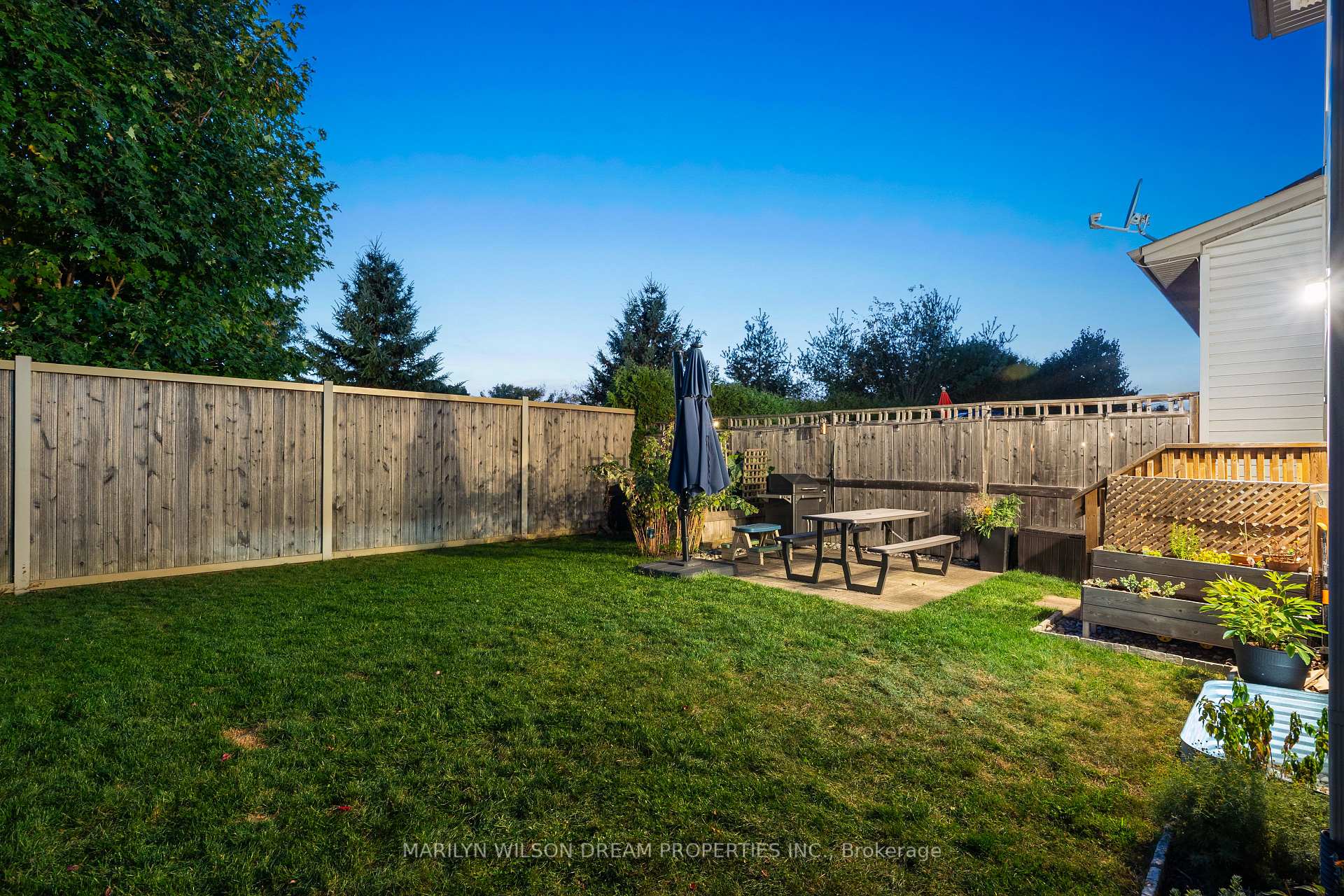 Photo 2 of 1127 Marconi Avenue, Ottawa, Kanata - Morgan's Grant/South March — HOMEH