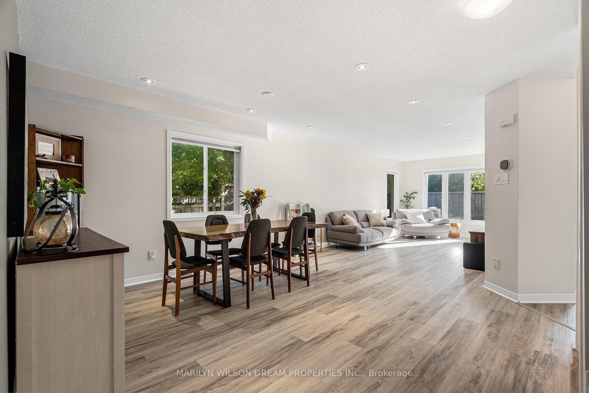 Photo 5 of 1127 Marconi Avenue, Ottawa, Kanata - Morgan's Grant/South March — HOMEH