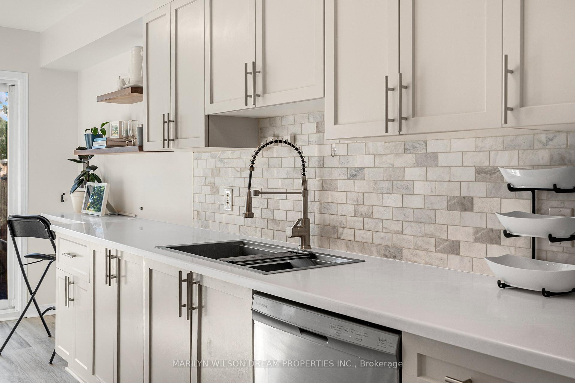 Photo 14 of 1127 Marconi Avenue, Ottawa, Kanata - Morgan's Grant/South March — HOMEH