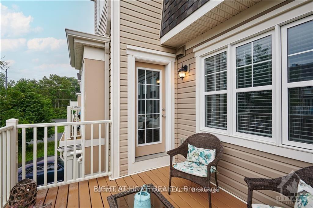 Photo 16 of 593 Foxlight Circle, Ottawa, Kanata - Emerald Meadows/Trailwest — HOMEH