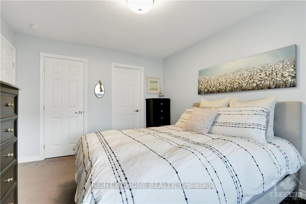 Photo 17 of 593 Foxlight Circle, Ottawa, Kanata - Emerald Meadows/Trailwest — HOMEH