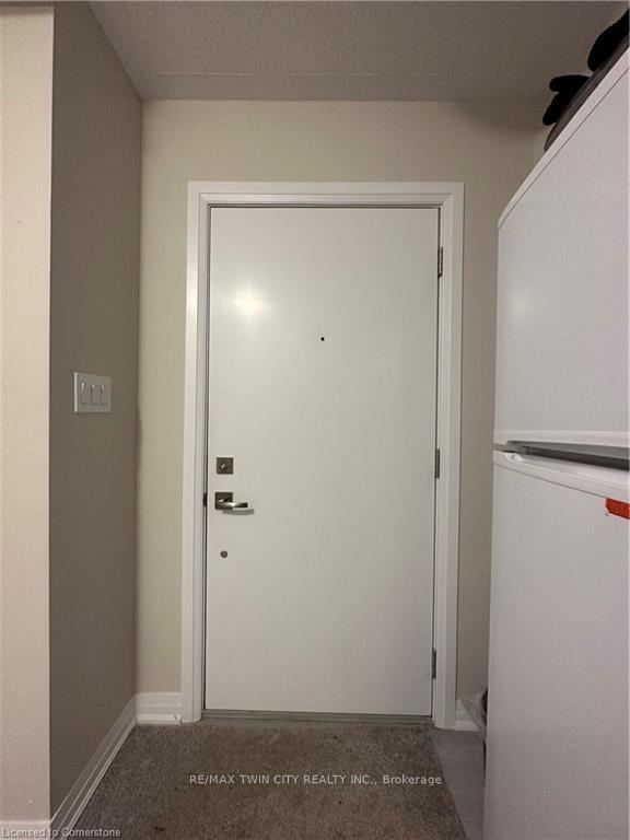 Photo 6 of 15 Valencia Avenue, Kitchener — HOMEH