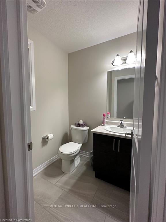 Photo 20 of 15 Valencia Avenue, Kitchener — HOMEH
