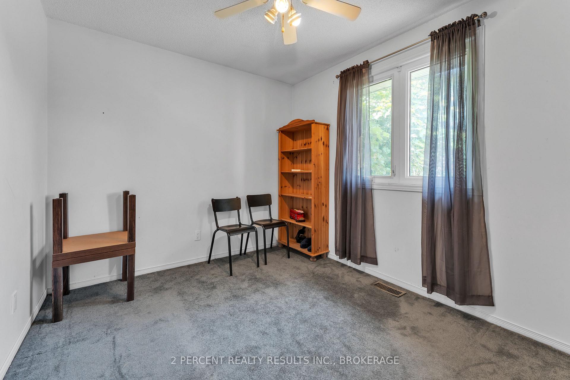 Photo 19 of 809 Muirfield Crescent, Kingston, East Gardiners Rd — HOMEH