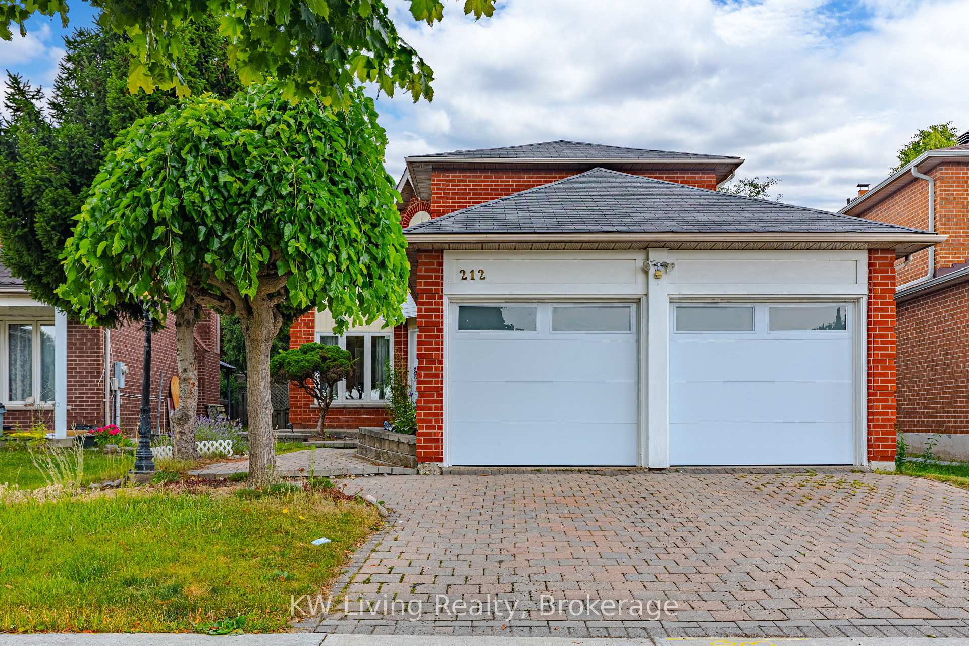 Front of 212 Austin Drive