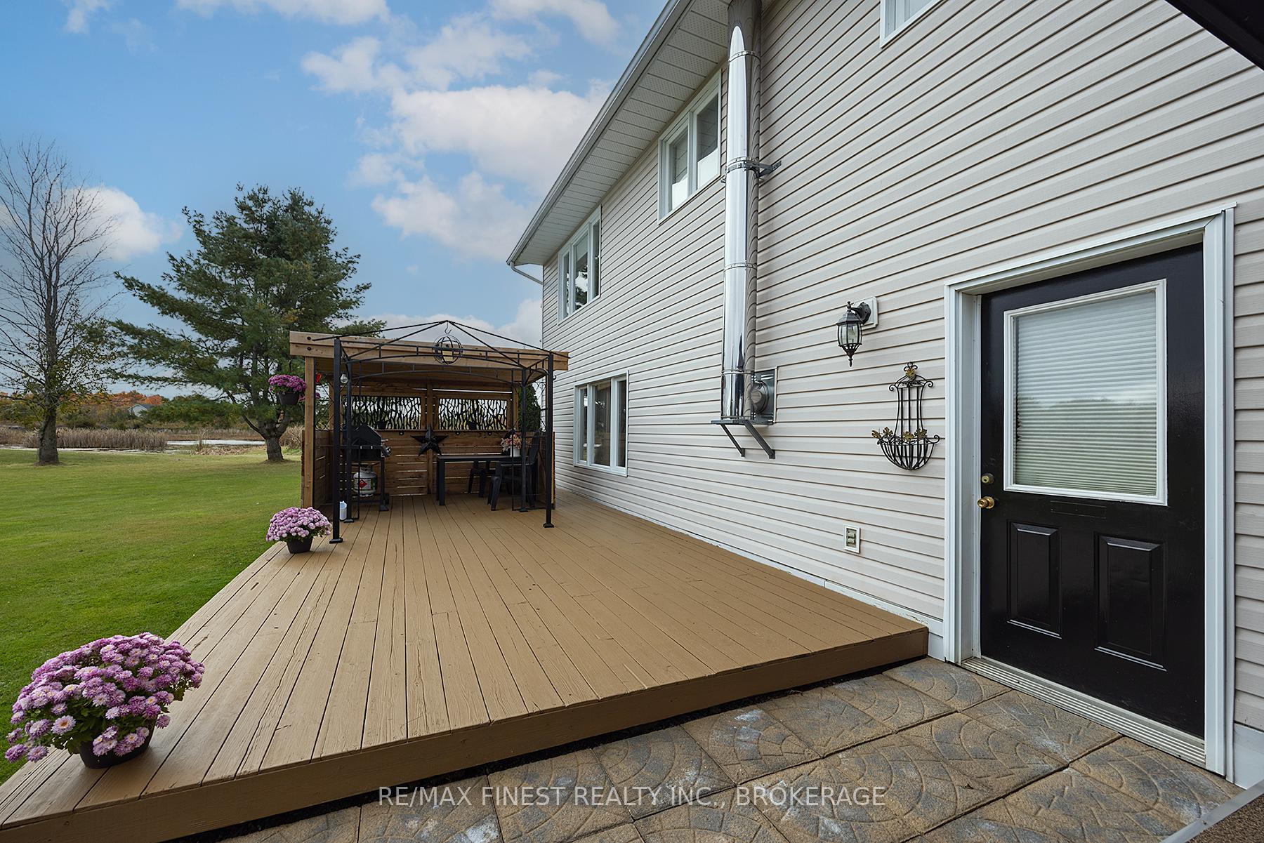 Photo 4 of 2275 County Road 6, Loyalist, Lennox and Addington - South — HOMEH