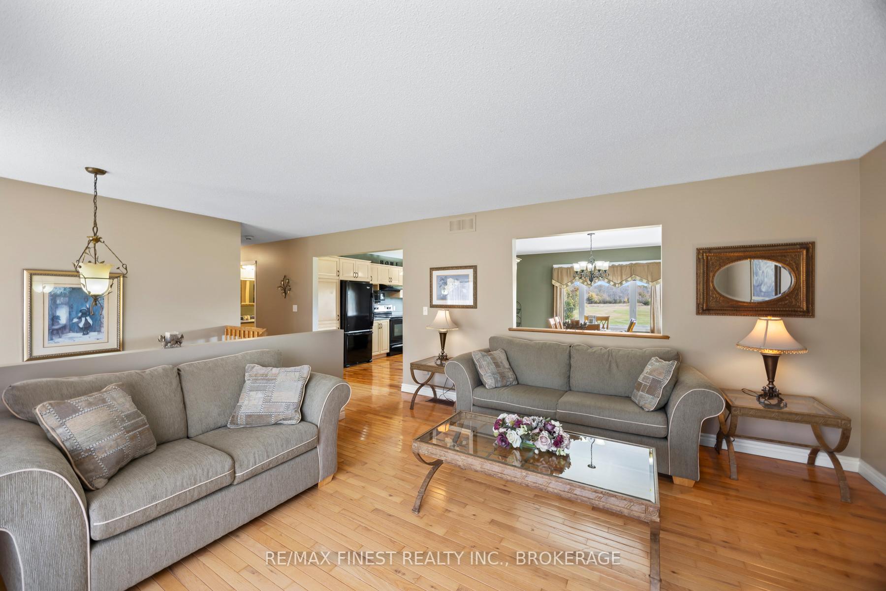 Photo 13 of 2275 County Road 6, Loyalist, Lennox and Addington - South — HOMEH