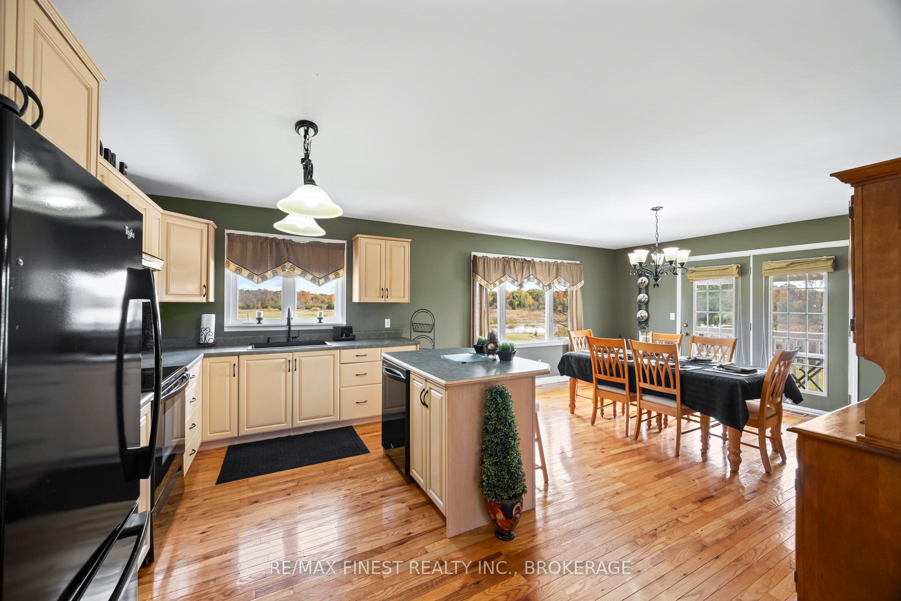 Photo 14 of 2275 County Road 6, Loyalist, Lennox and Addington - South — HOMEH