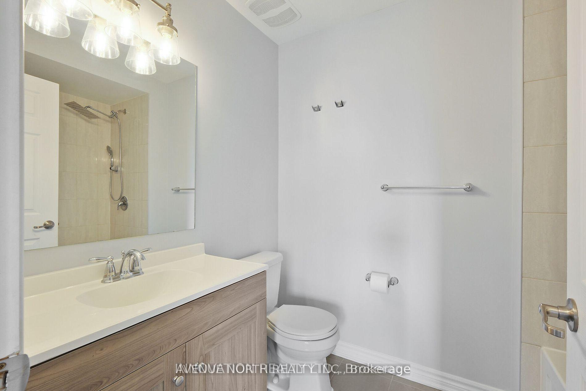 Photo 10 of 613 Foxlight Circle, Ottawa, Kanata - Emerald Meadows/Trailwest — HOMEH