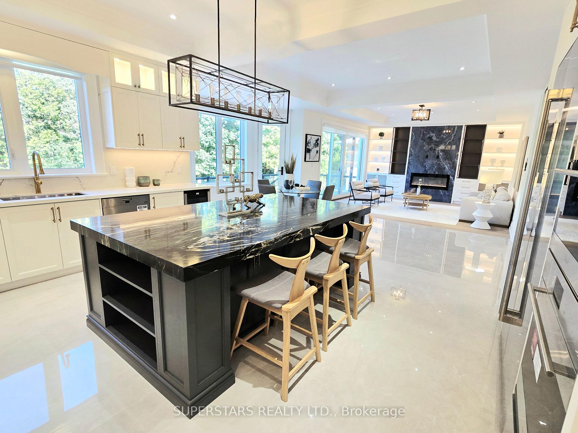 Photo 11 of 112 Robinson Street, Markham, Bullock — HOMEH