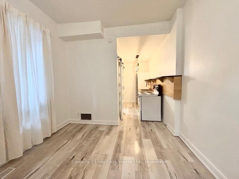 Photo 5 of Unit C, 210 Wilson Street, Hamilton, Landsdale — HOMEH