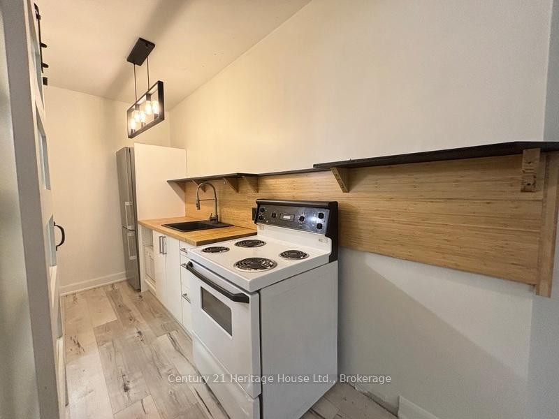 Photo 7 of Unit C, 210 Wilson Street, Hamilton, Landsdale — HOMEH