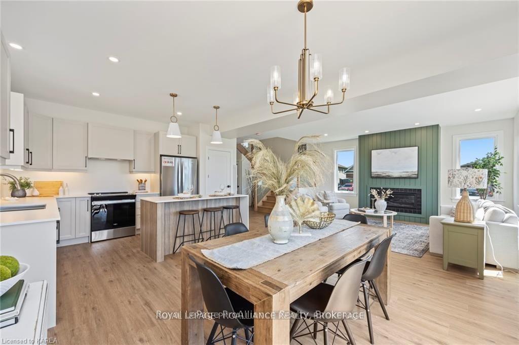 Photo 10 of 157 Mcdonough Crescent, Loyalist, Amherstview — HOMEH