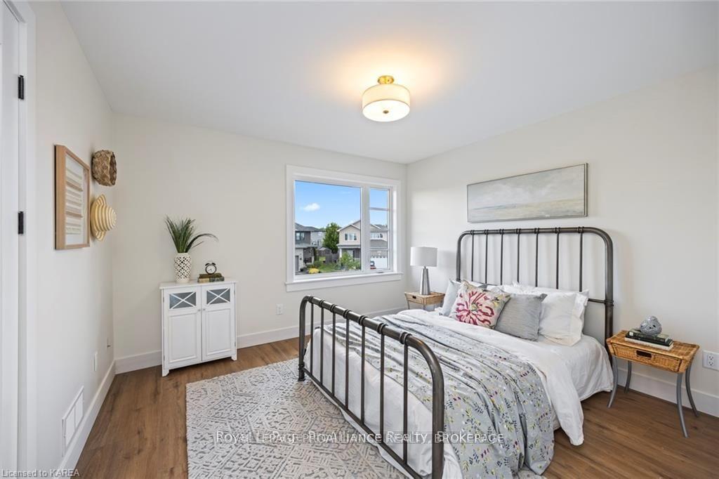 Photo 28 of 157 Mcdonough Crescent, Loyalist, Amherstview — HOMEH