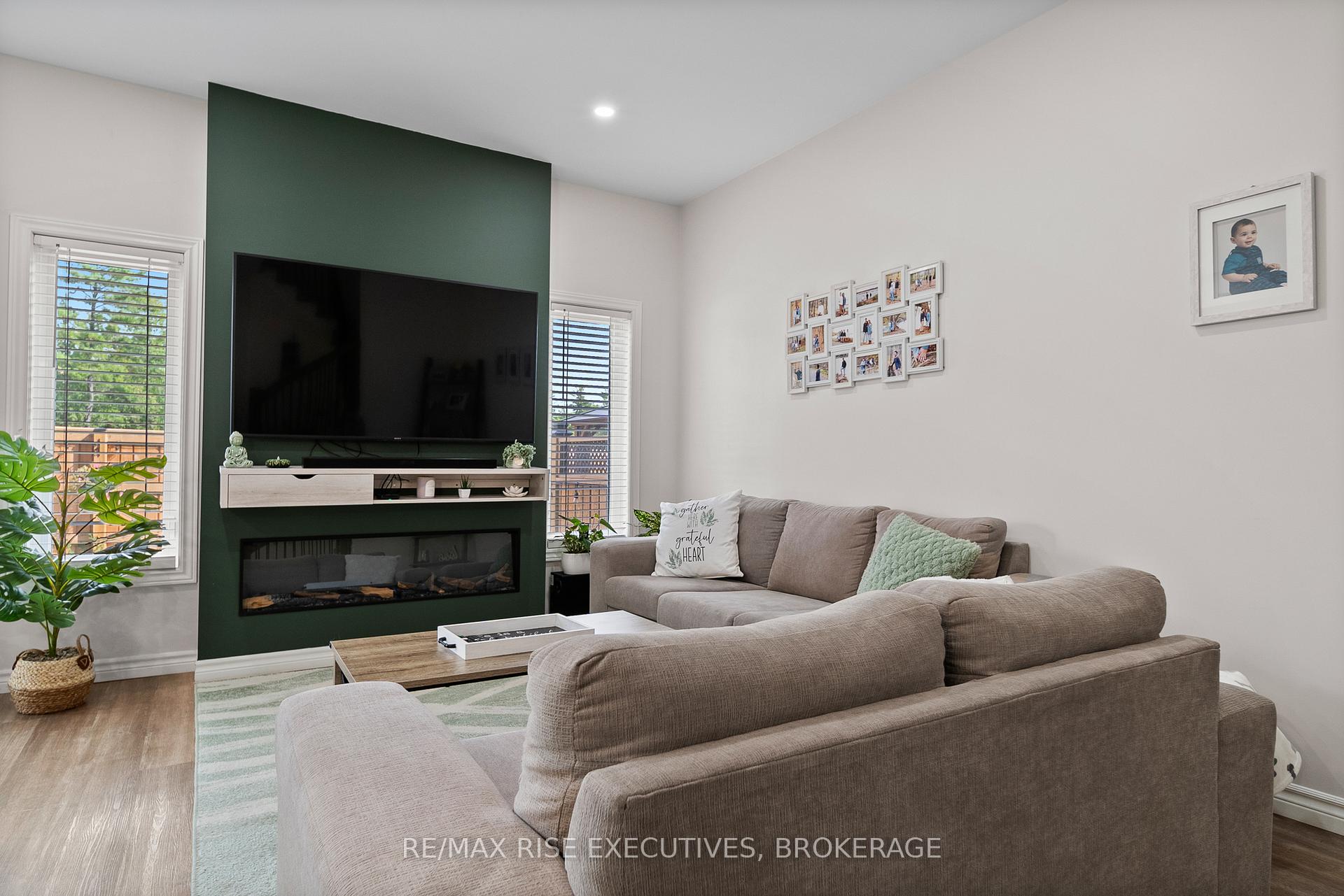 Photo 13 of 2713 Delmar Street, Kingston, City Northwest — HOMEH