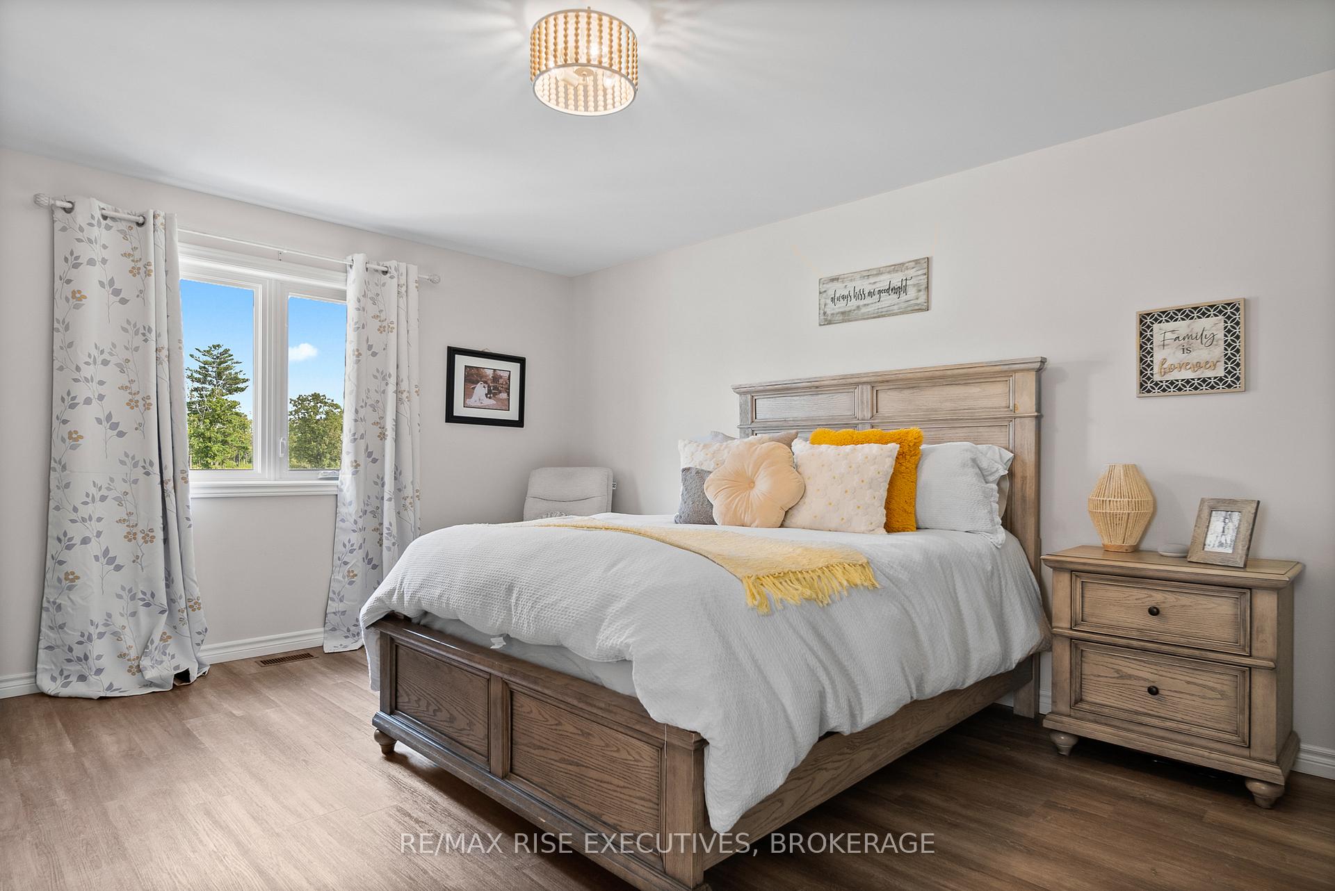 Photo 20 of 2713 Delmar Street, Kingston, City Northwest — HOMEH
