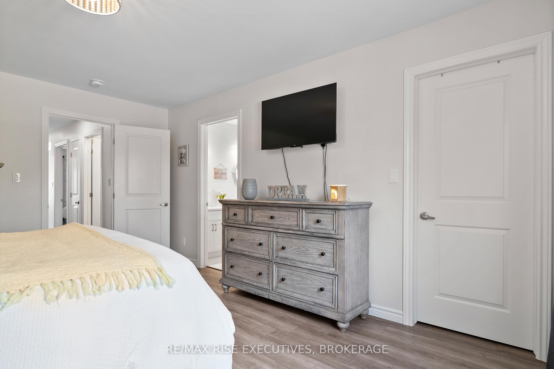 Photo 21 of 2713 Delmar Street, Kingston, City Northwest — HOMEH
