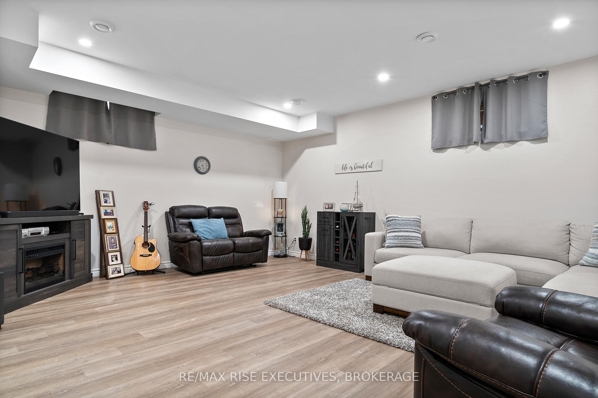 Photo 30 of 2713 Delmar Street, Kingston, City Northwest — HOMEH