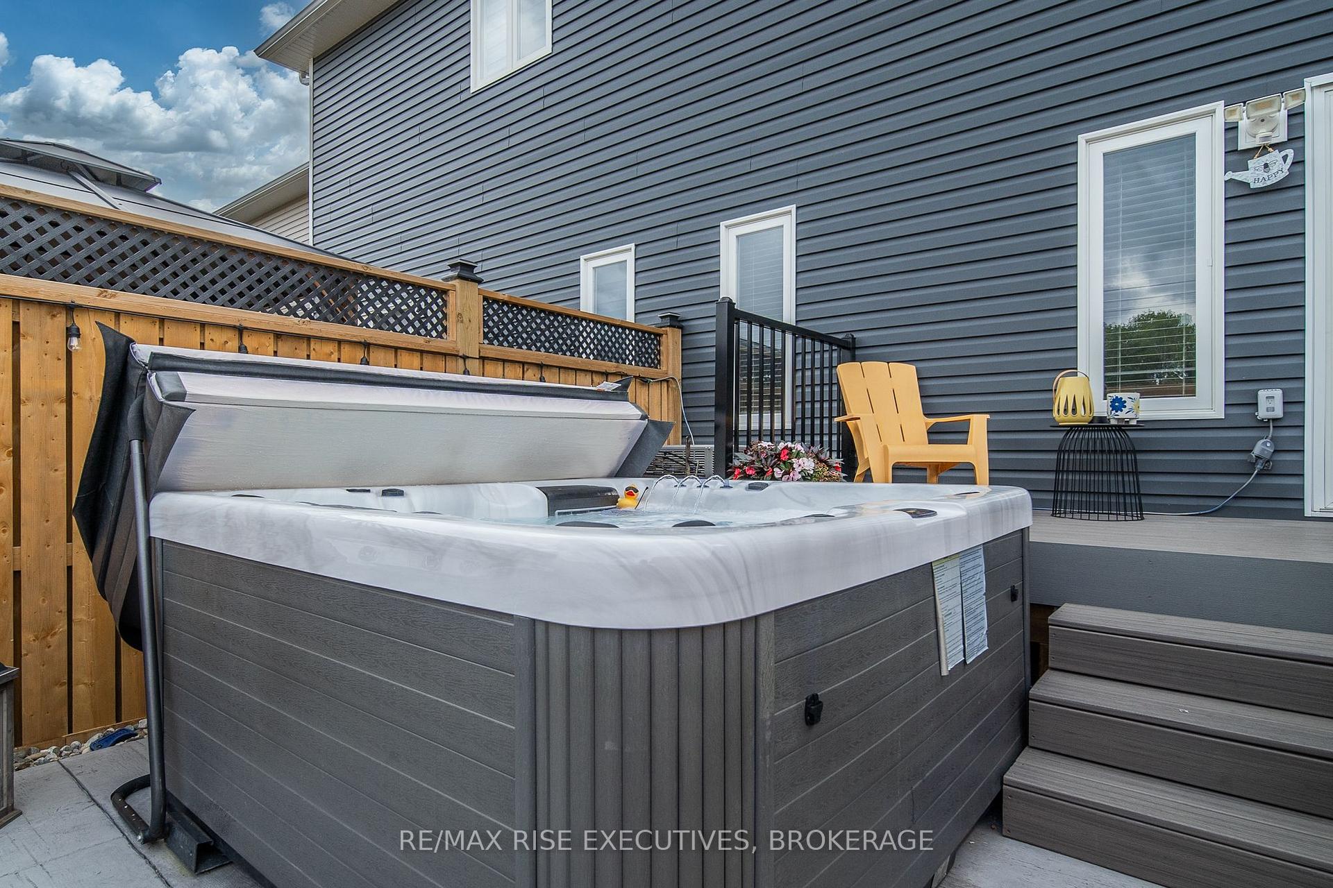Photo 39 of 2713 Delmar Street, Kingston, City Northwest — HOMEH