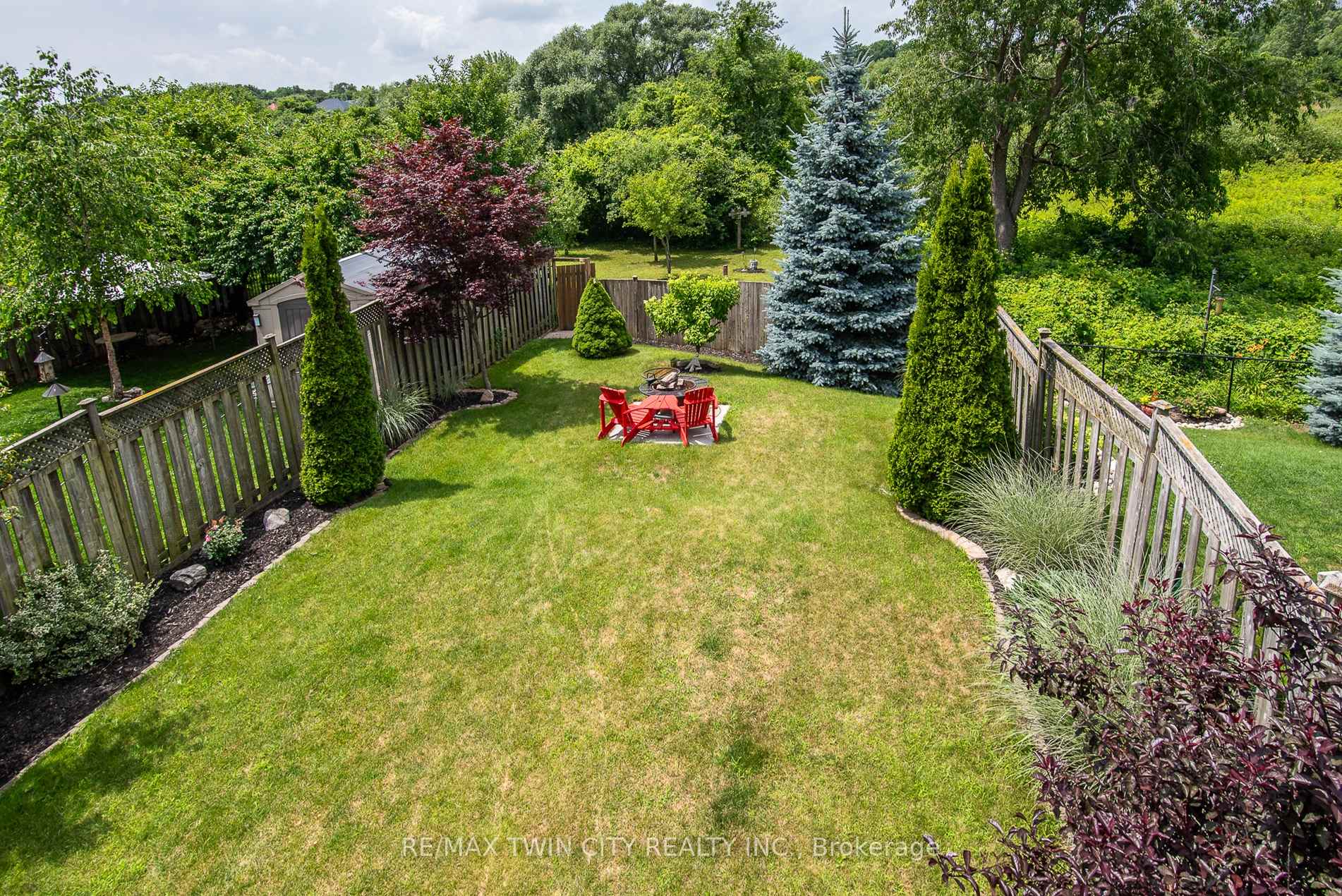 Photo 19 of 475 Doon South Drive, Kitchener — HOMEH