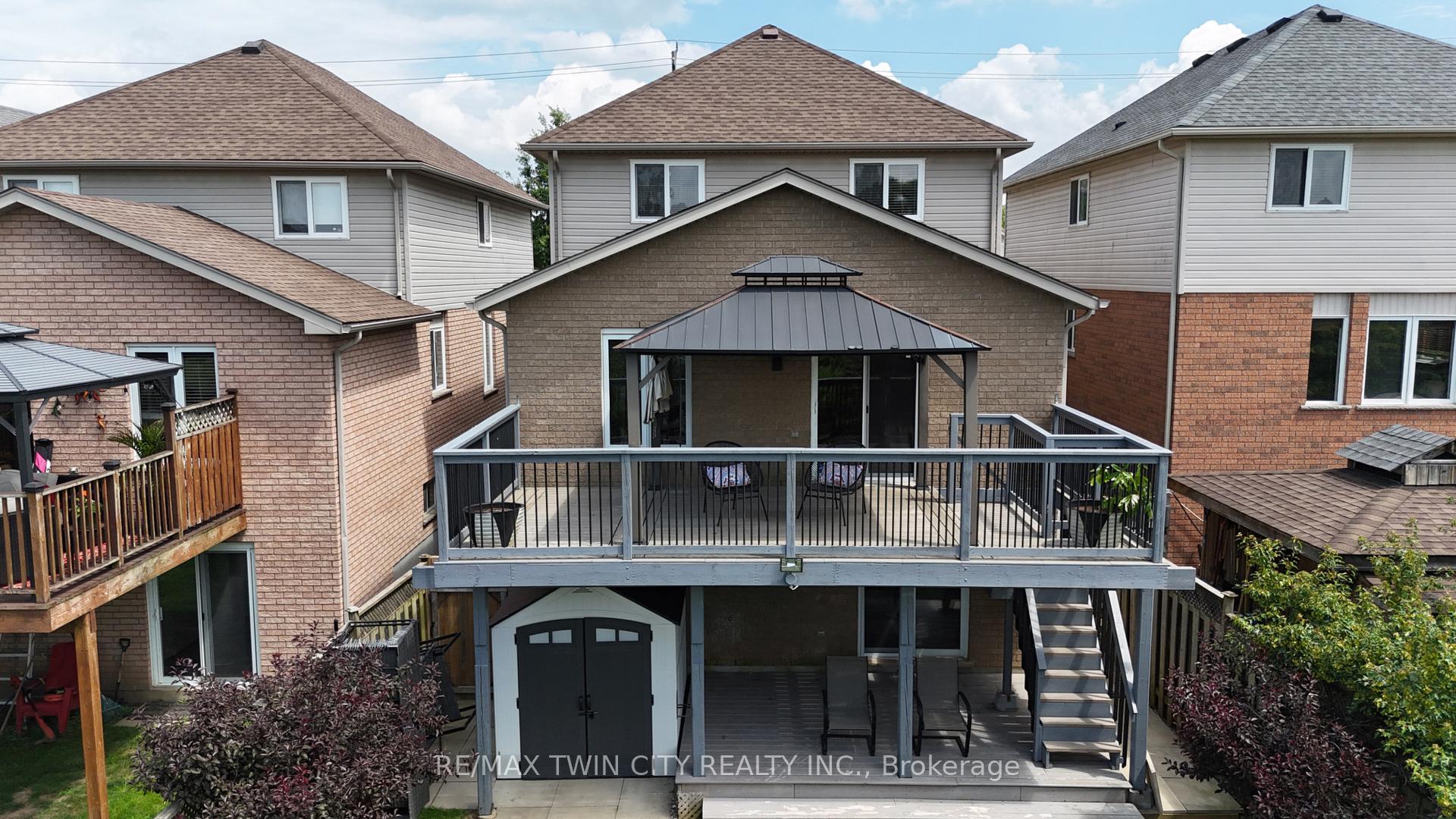 Photo 20 of 475 Doon South Drive, Kitchener — HOMEH