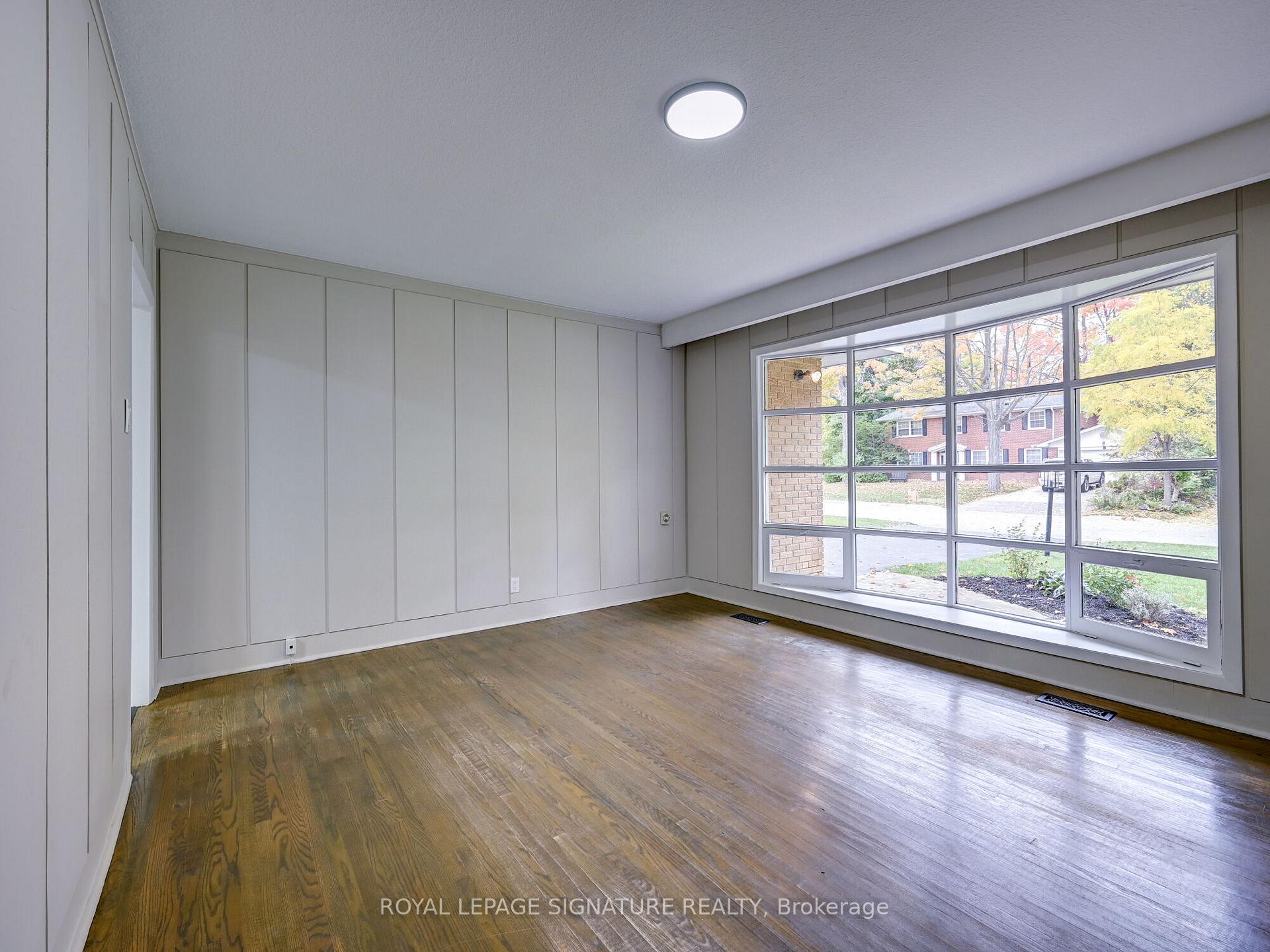 Photo 13 of 9 Pinevale Road, Markham, Grandview — HOMEH