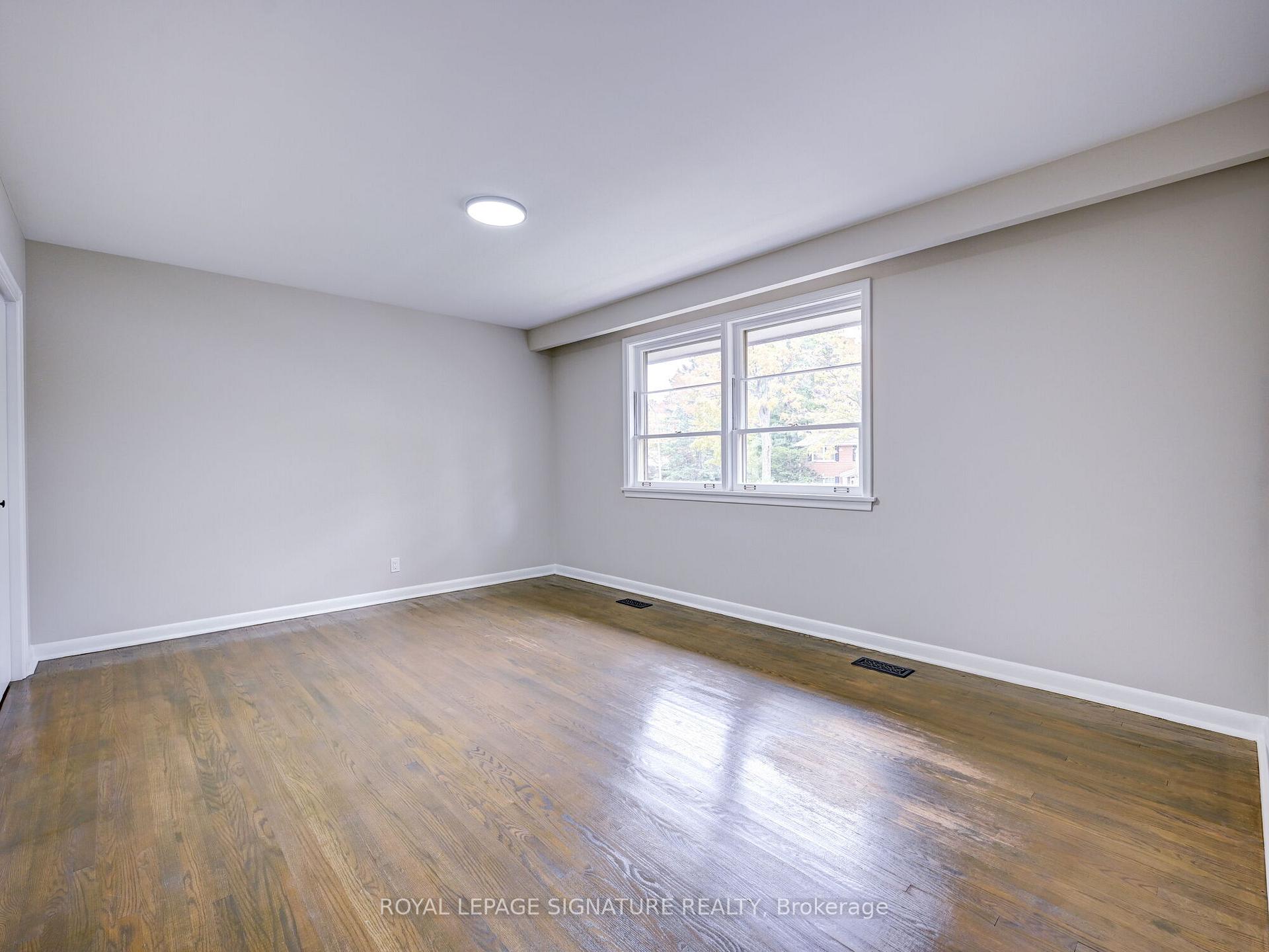 Photo 24 of 9 Pinevale Road, Markham, Grandview — HOMEH
