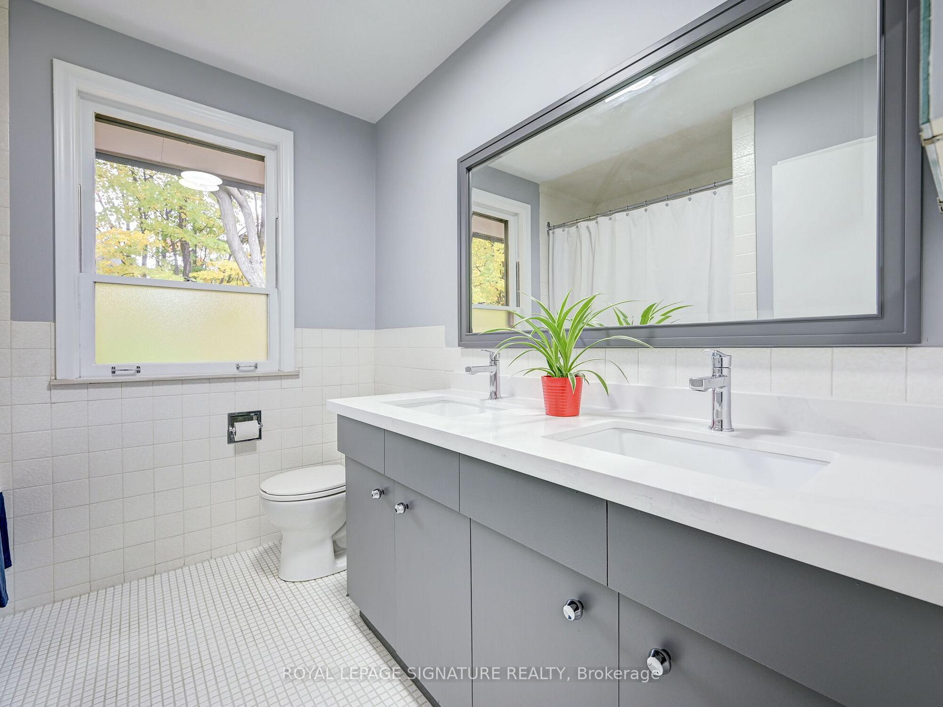 Photo 32 of 9 Pinevale Road, Markham, Grandview — HOMEH