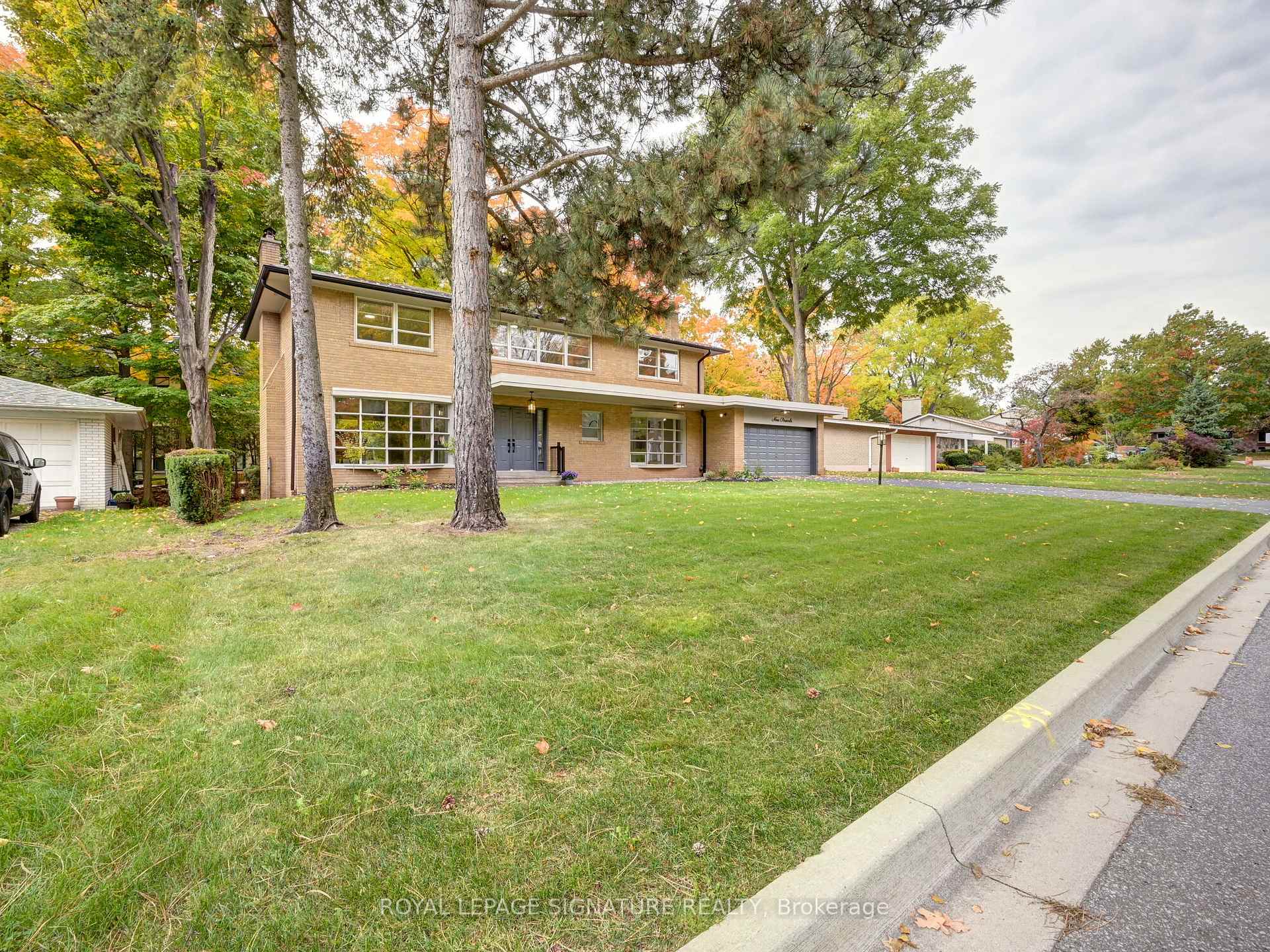 Photo 39 of 9 Pinevale Road, Markham, Grandview — HOMEH