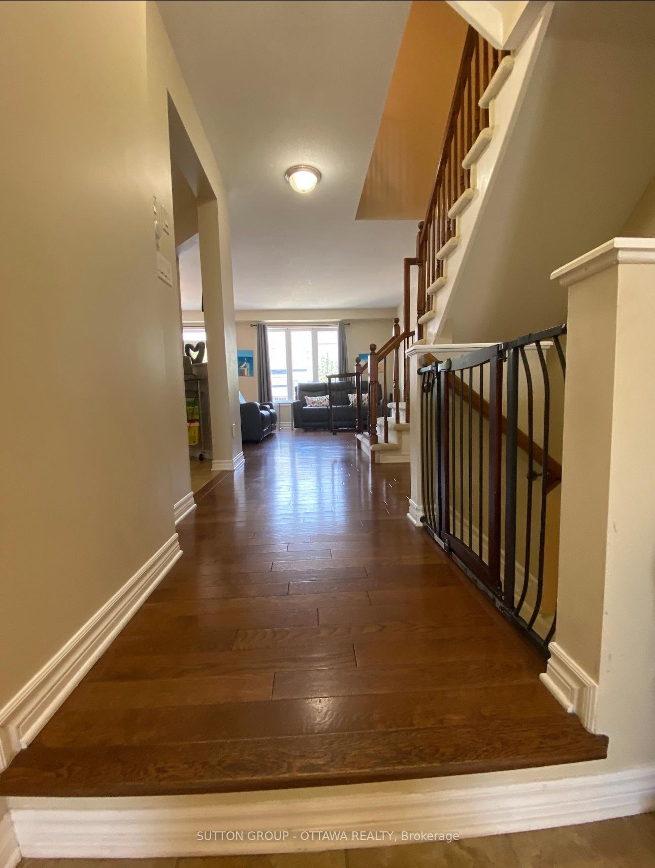 Photo 5 of 461 Celtic Ridge Crescent, Ottawa, Kanata - Morgan's Grant/South March — HOMEH