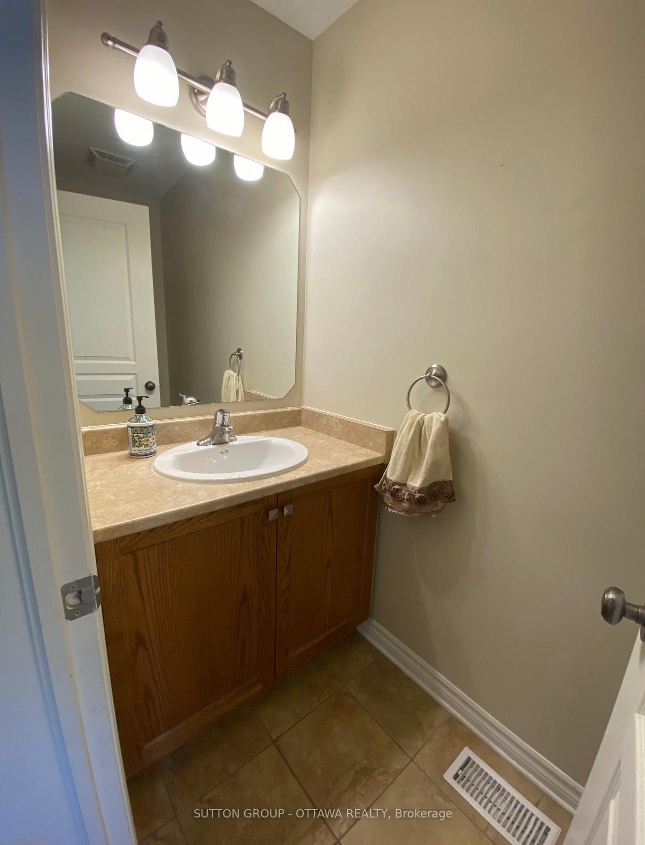 Photo 25 of 461 Celtic Ridge Crescent, Ottawa, Kanata - Morgan's Grant/South March — HOMEH