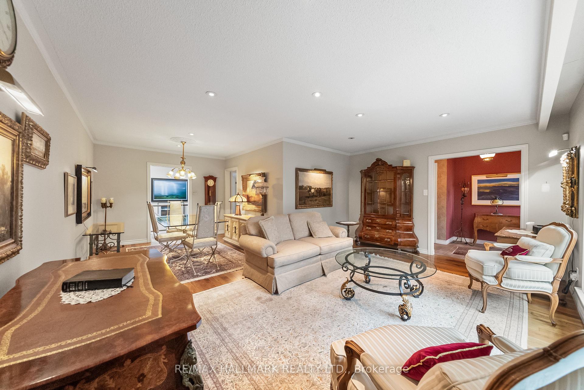 Photo 9 of 39 Fleance Drive, Markham, Royal Orchard — HOMEH