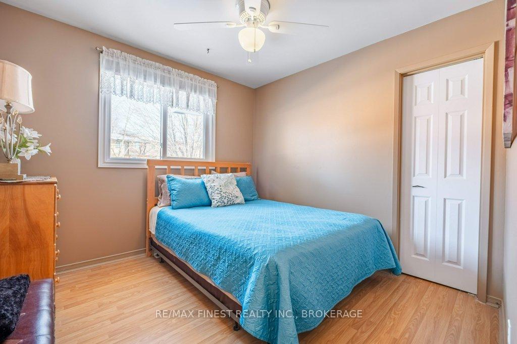 Photo 13 of 218 Amherst Drive, Loyalist, Amherstview — HOMEH