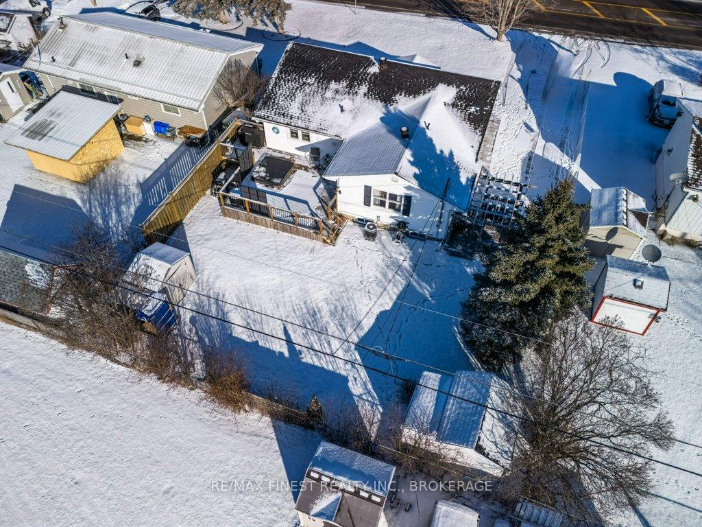 Photo 30 of 218 Amherst Drive, Loyalist, Amherstview — HOMEH
